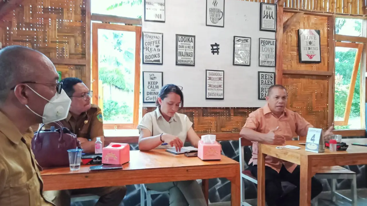 Jumpa pers pembahasan, kebutuhan tenaga kesehatan dokter spesialis untuk warga Matim. (Liputan6.com/ Dionisius Wilibardus)