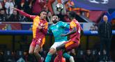 Galatasaray sukses meraih kemenangan krusial saat menghadapi Liverpool pada leg pertama babak 16 besar Liga Champions 2025/2026. (AP Photo/Khalil Hamra)