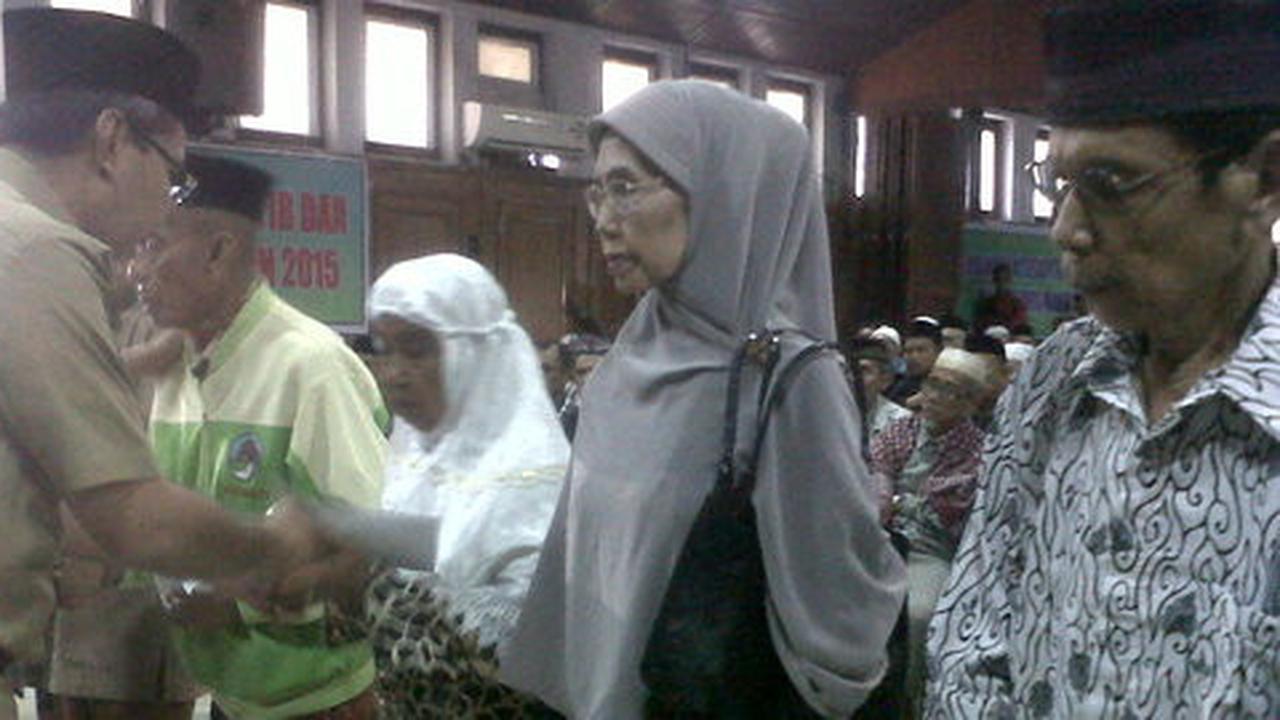Pemkot Makassar salurkan Rp 4 M untuk pemandi jenazah dan guru ngaji