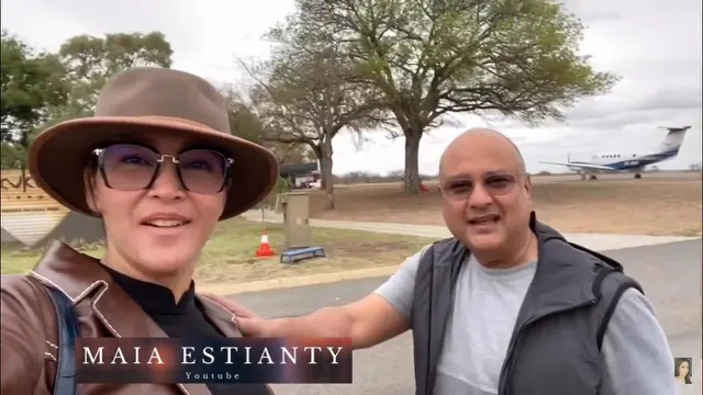 Gaya Maia Estianty dan Irwan Mussy saat jalajahi Afrika