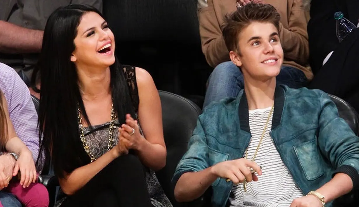 Mereka terlihat tengah menghabiskan waktu berdua di Motage hotel Laguna Beach, California. (In Touch Weekly)