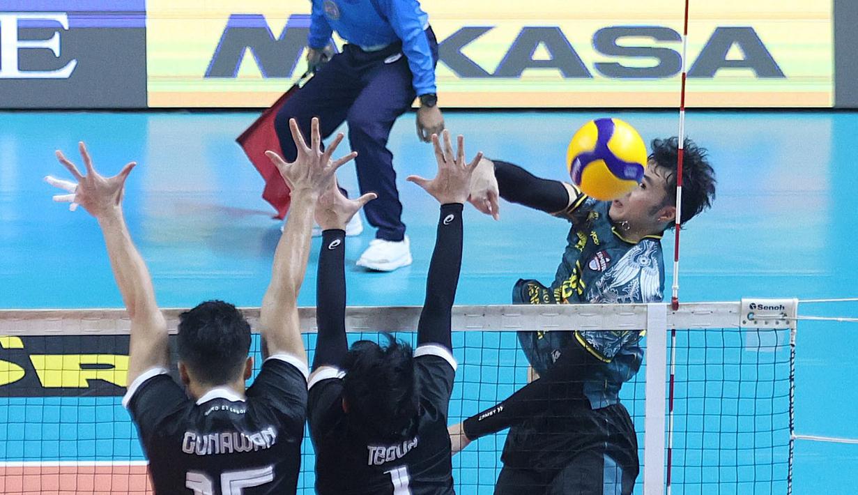 Hasil ini merupakan kemenangan ketiga Samator dari tujuh laga pada musim ini. (Dok. PBVSI)