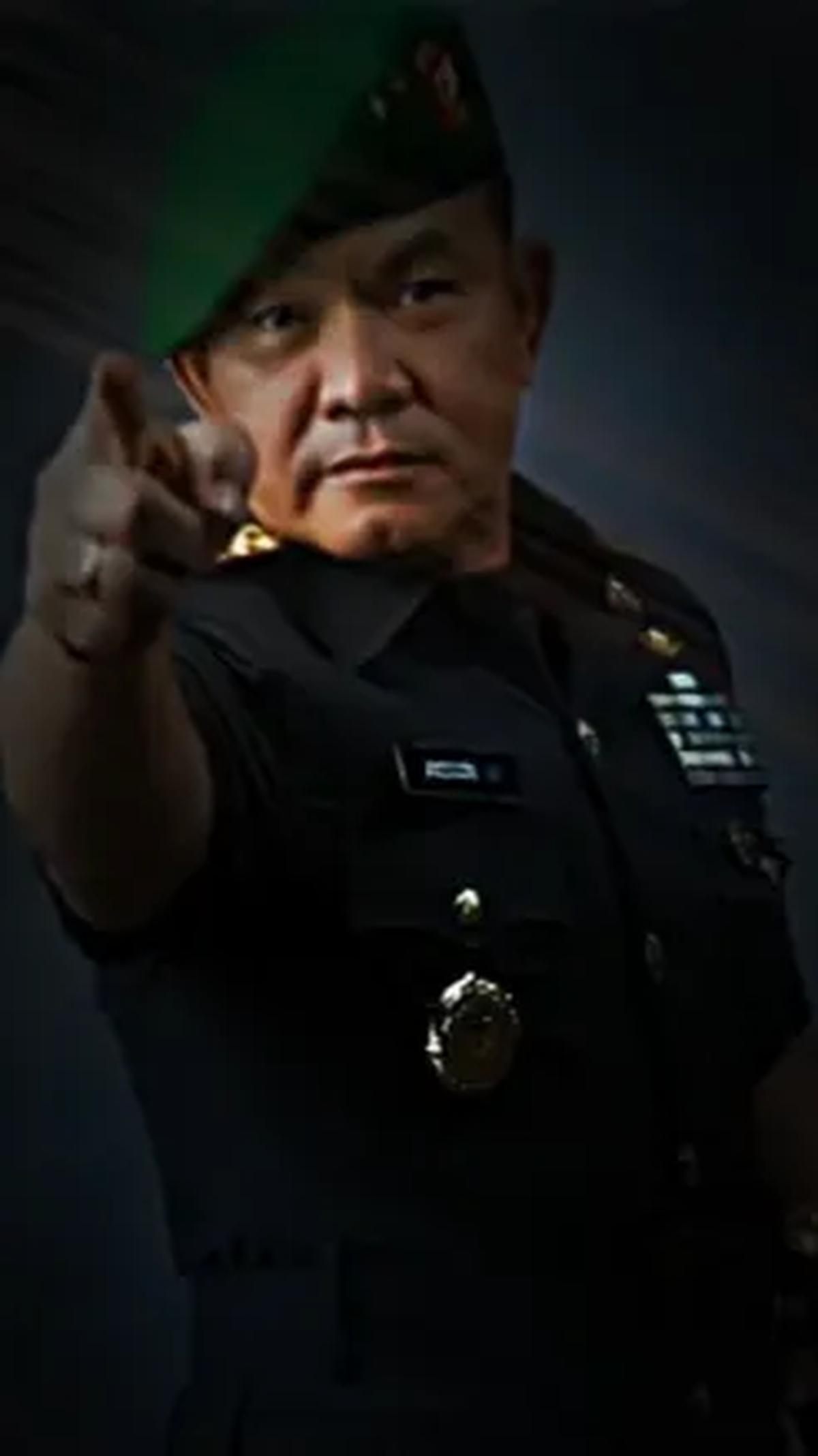 Ia pernah menjabat sebagai Panglima Kostrad pada tahun 2021. Hingga pada akhirnya, kini Jenderal bintang 4 ini mengemban amanat sebagai Kepala Staf TNI Angkatan Darat (Kasad).<br>
