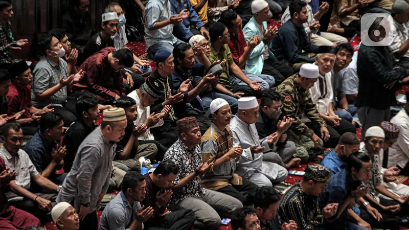 Umat Muslim di Jakarta Gelar Salat Gaib untuk Korban Gempa Turki dan Suriah