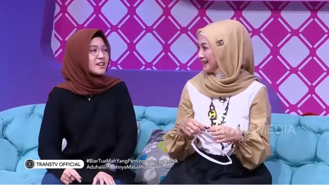 [Fimela] Desy Ratnasari dan Nasywa Nathania