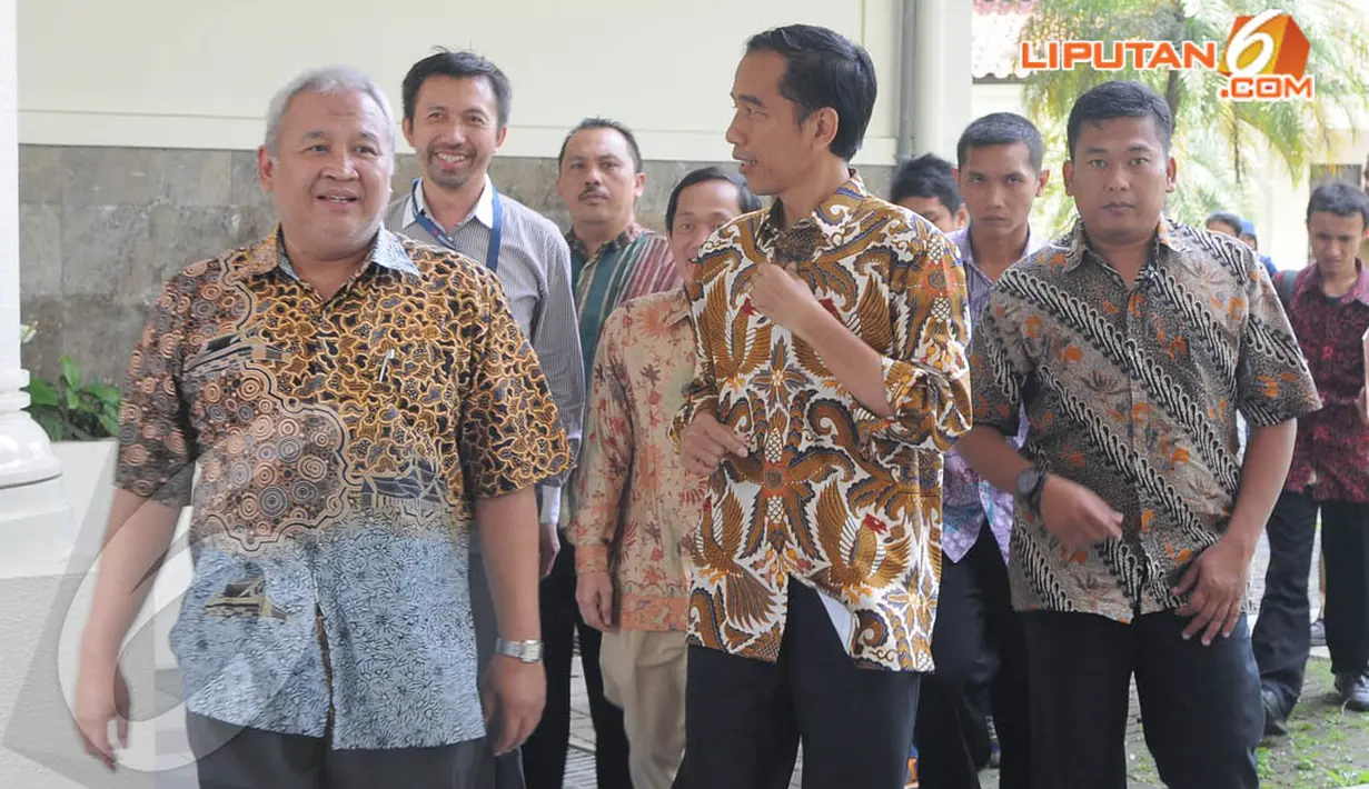  Gubernur DKI Jakarta Joko Widodo menyambangi ke kantor Rektorat ITB, Kamis (17/04/2014) (Liputan6.com/Herman Zakharia).