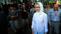 2 Jam Besuk Suami di Rutan KPK, Airin: Mohon Doanya