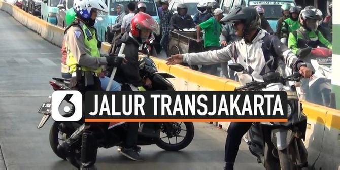 VIDEO: Ratusan Motor Terjaring Razia Jalur Transjakarta