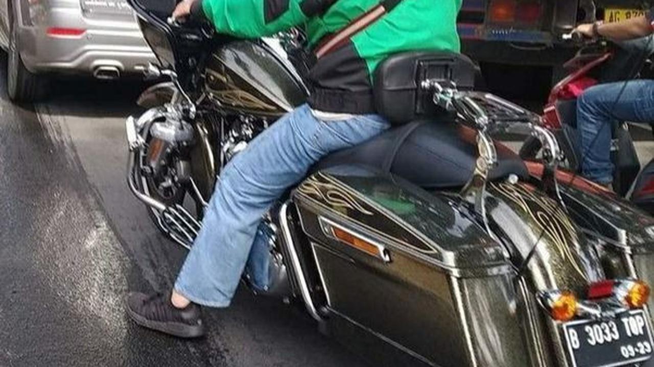 Gunakan sepeda motor besar