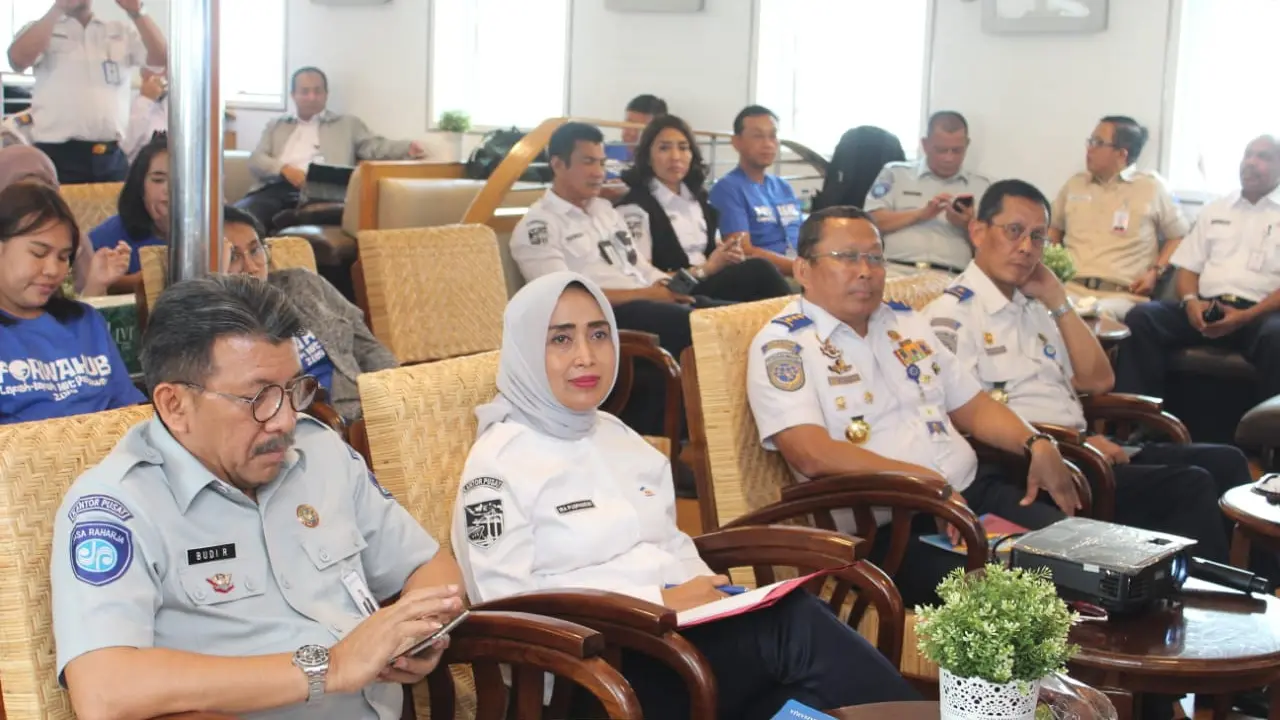 Kemenhub Siap Hadapi Kenaikan Jumlah Kendaraan Lintas Penyeberangan Merak-Bakauheni