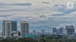 Deratan gedung bertingkat dikawasan Jakarta Pusat, Selasa (27/12/2022). Badan Penanggulangan Bencana Daerah (BPBD) DKI Jakarta meminta pembangunan gedung bertingkat termasuk sekolah baru di Ibu Kota agar memperhatikan unsur ketahanan gempa. (Liputan6.com/Angga Yuniar)