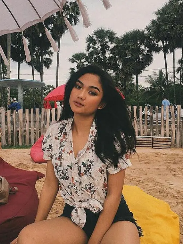 [Bintang] Punya Kulit Eksotis, Ini 5 Gaya Marion Jola Tunjukkan Body Goals