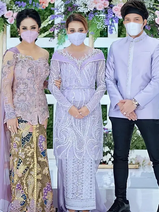 (Instagram/krisdayantilemos)