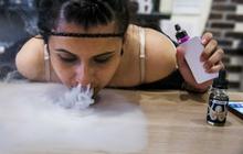 Mencoba e-rokok aneka rasa di Toko Henley Vaporium