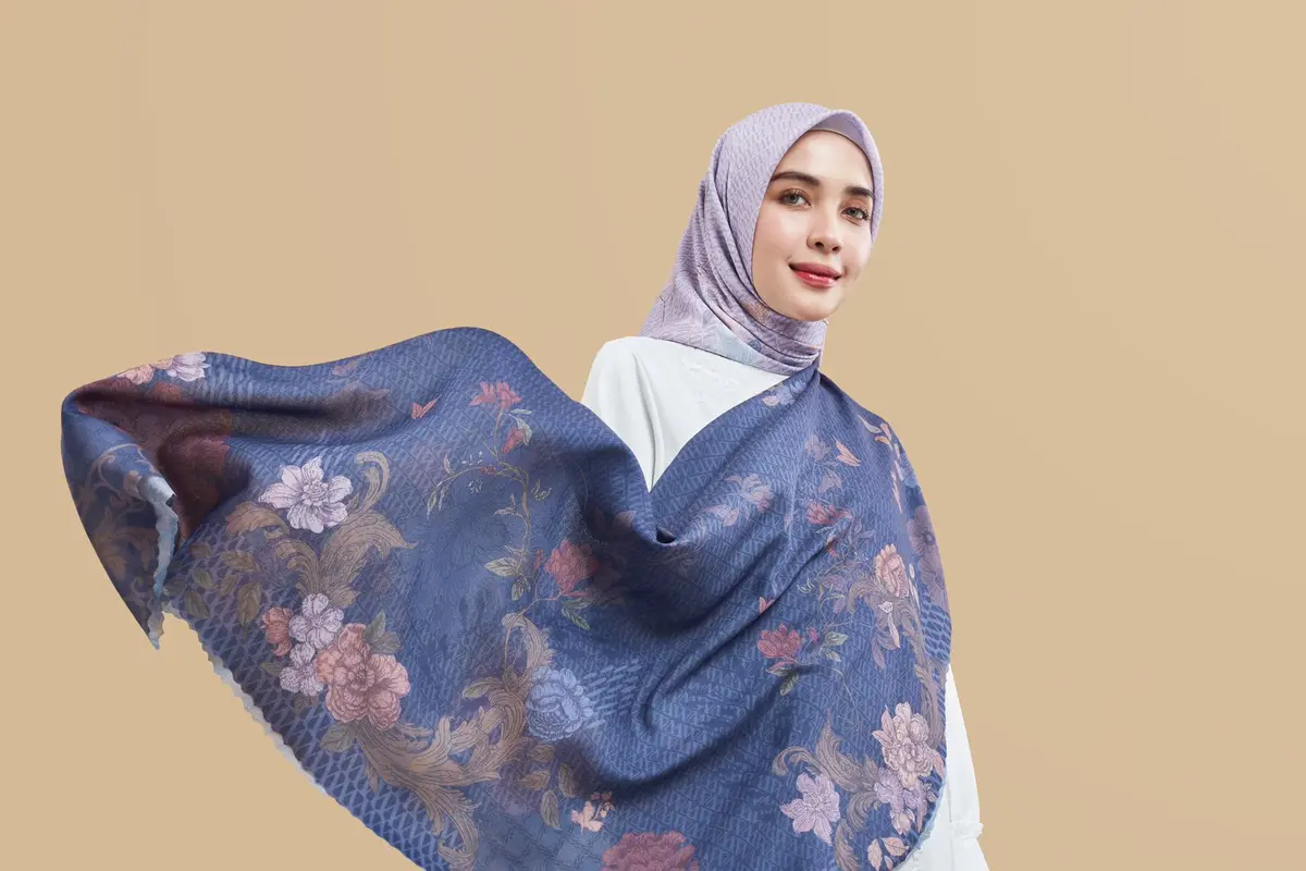 Influencer Hamidah Rachmayanti kenakan hijab premium yang cocok untuk lebaran