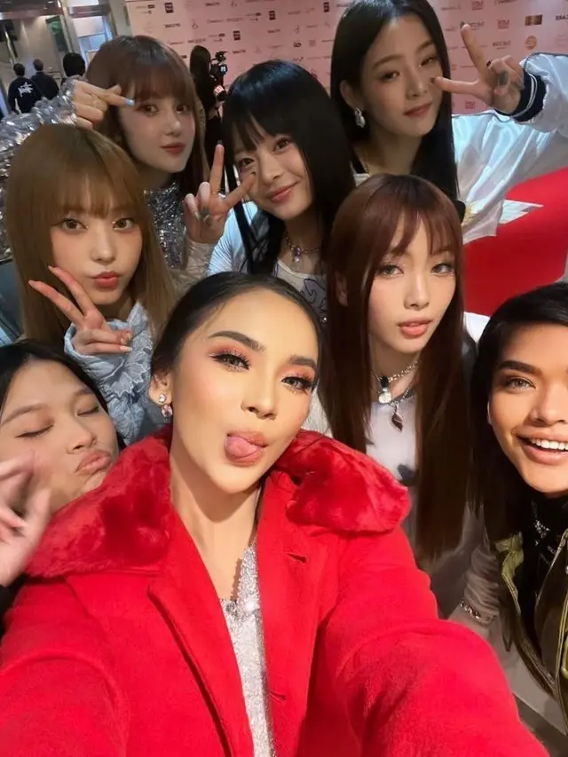 Lyodra Ginting Tampil Secantik Bidadari dengan Gaun Putih di Asia Artist Award 2022, Foto Bareng Han So Hee-New Jeans