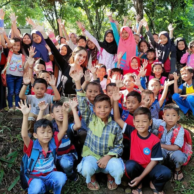 Unggahan Cinta Laura. (Foto: Twitter @xcintakiehlx)