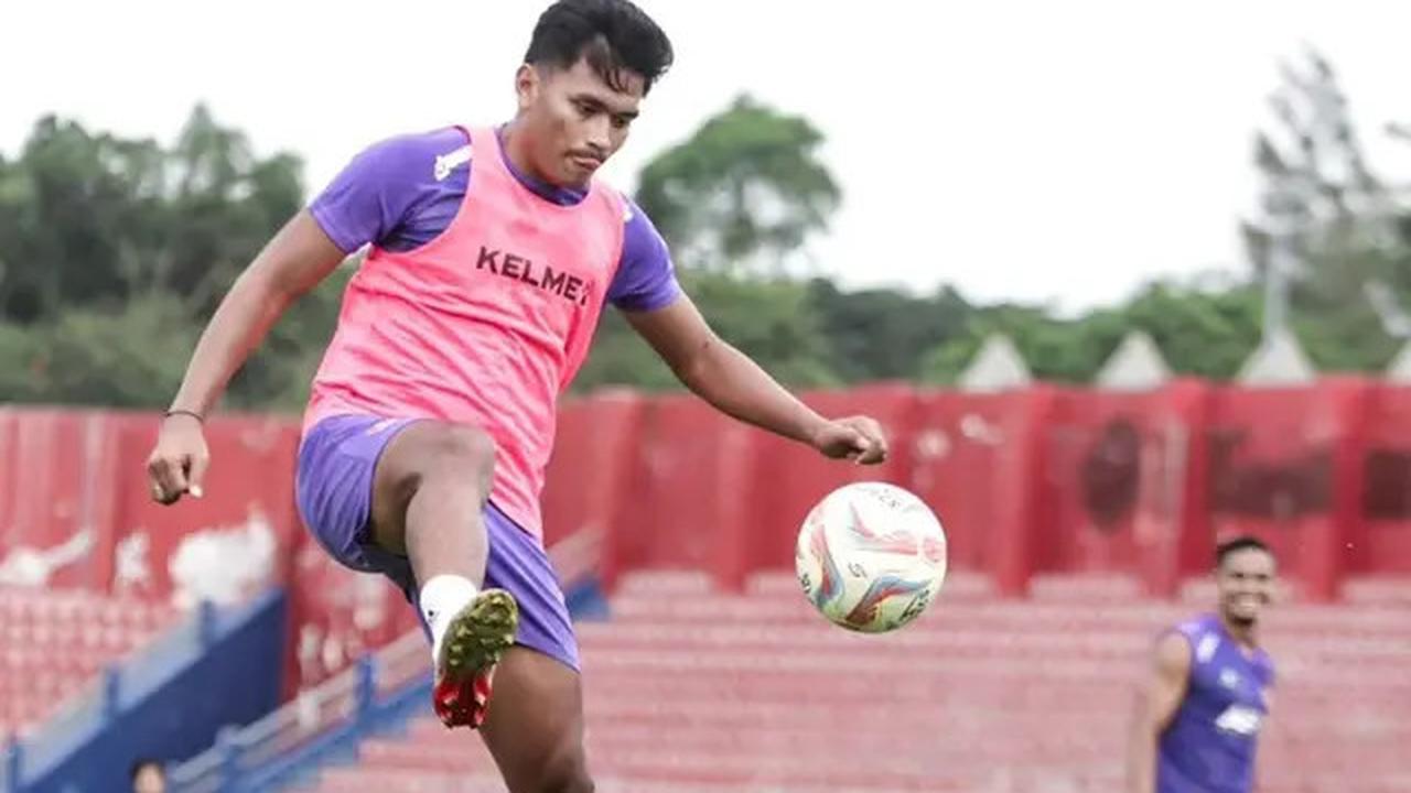 Prediksi BRI Liga 1 Semen Padang Vs Persik Kediri: Duel Sengit Penentuan Nasib