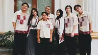 Mahalini Raharja Lebaran bareng keluarga Rizky Febian dan Sule. (Dok: Instagram @ferdy_fas https://www.instagram.com/p/C5kl8wUBWCf/?igsh=MWlibXFtZWJtbWJyaw==)