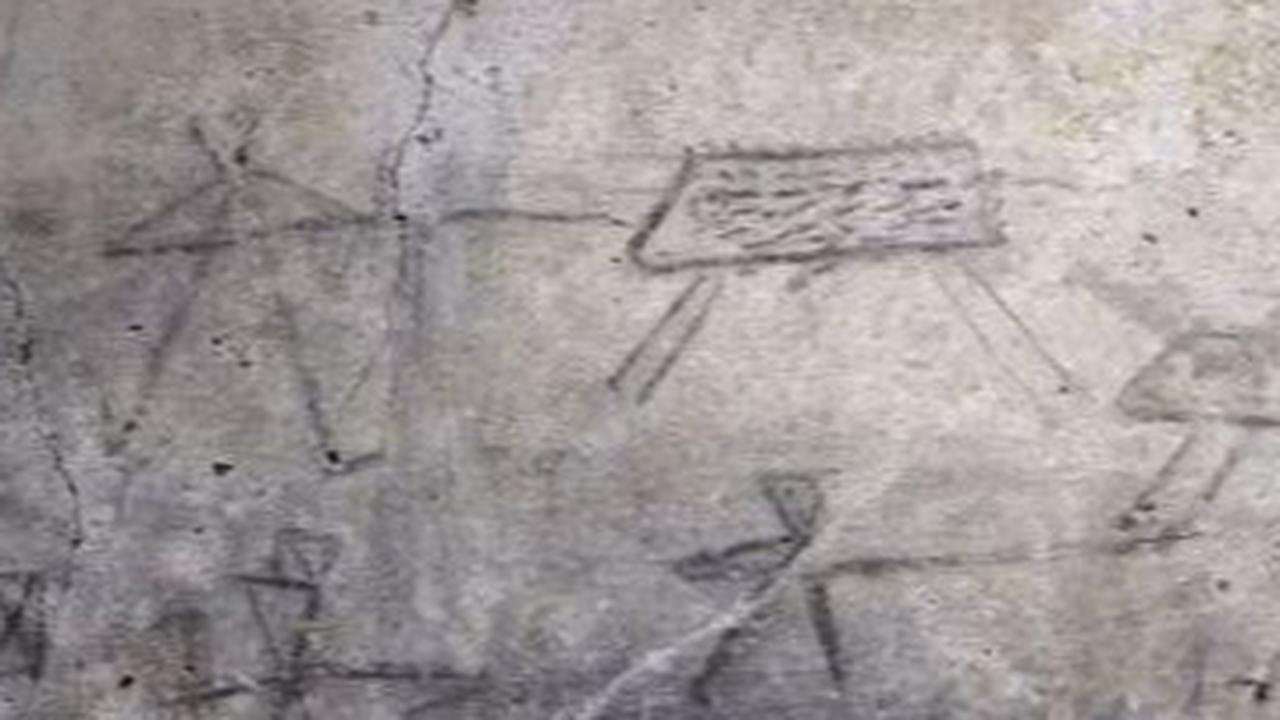 Arkeolog Temukan Gambar Gladiator di Tembok, Dibuat Seorang Bocah Ribuan Tahun Lalu Menggunakan Arang