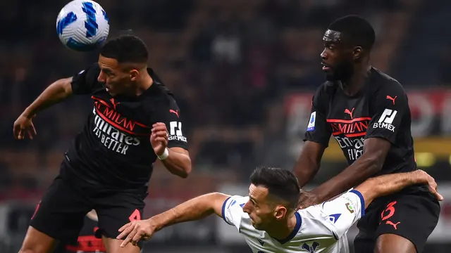 Liga Italia AC Milan vs Verona