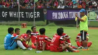 Saat berlaga di Piala Wali Kota Padang, Persinga Ngawi amat percaya diri bisa mengulang prestasi di Piala Kemerdekaan. (Bola.com/Robby Firly)
