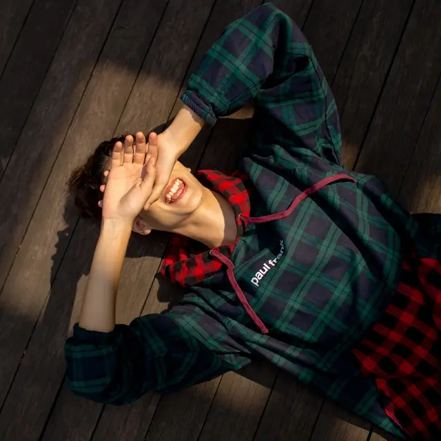 Rayakan Hari Valentine dengan Berburu Diskon Sepatu