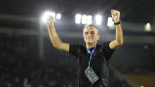 Milomir Seslija kembali melatih Persis Solo, kali ini di BRI Super League 2025/2026. (Dok. ileague.id)