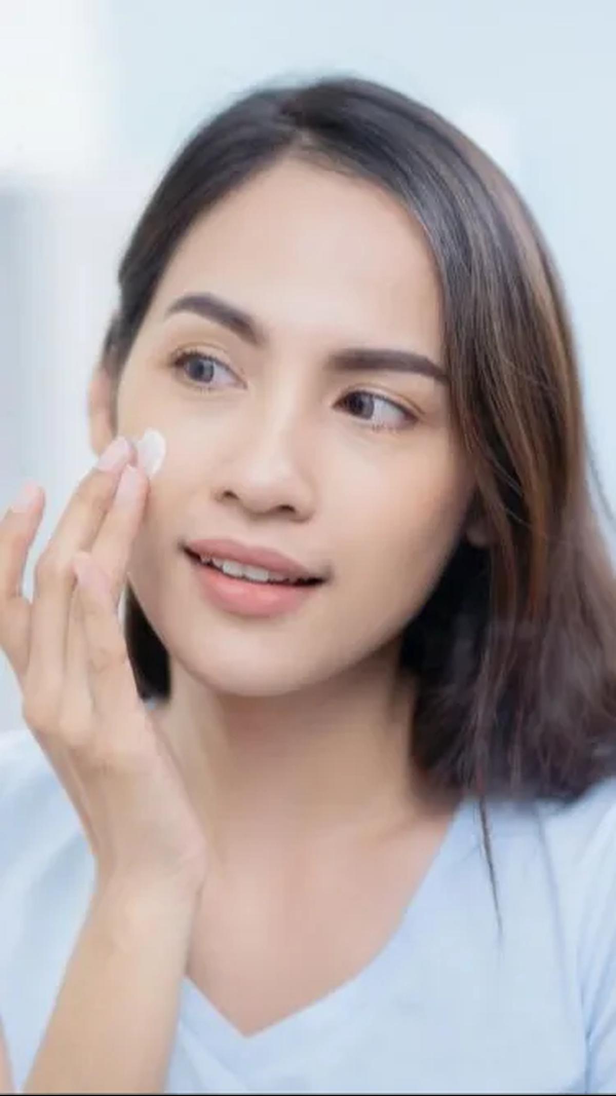 Dalam merawat kulit wajah, kunci utamanya adalah pemahaman tentang kebutuhan kulit individu dan penggunaan produk yang tepat.