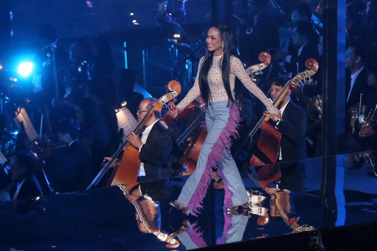 Kris Dayanti Tampil Memukau di Konser 'SUPERDIVA', Ini Rahasianya Terlihat Tetap Cantik dan Awet Muda