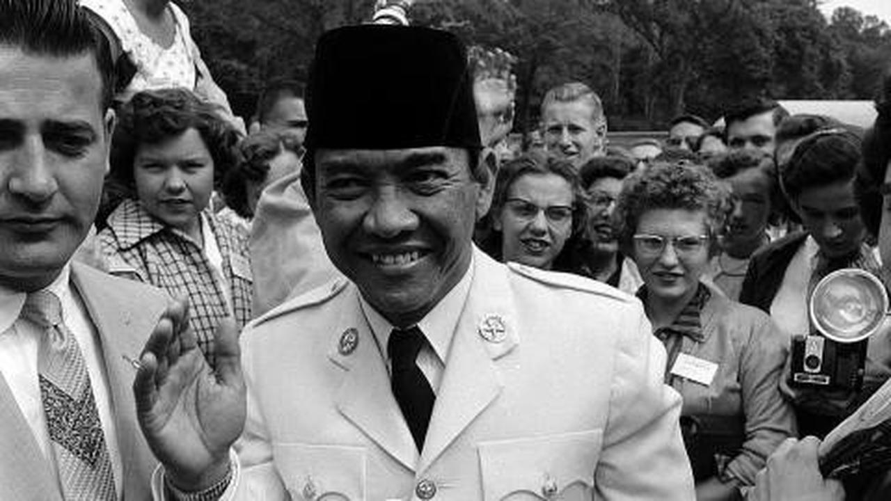 Mengapa Soekarno & Hatta baru dapat gelar pahlawan sekarang?