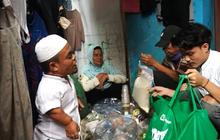 Pasangan Suami Istri Pemulung ini Berpenghasilan Rp25 Ribu Per Hari, Ucok Baba Melongo 'Ibu Hari Ini Mau Buka Puasa dengan Apa