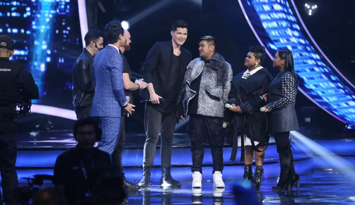 Penampilan Abdul mendapat pujian dari juri. Bunga Citra Lestari (BCL) sebagai juri mengaku bangga melihat penampilan Abdul. (Nurwahyunan/Bintang.com)