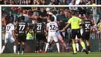 Venezia menelan kekalahan 0-2 dari Atalanta pada laga pekan ke-8 Serie A di Stadio Pier Luigi Penzo, Venezia, Minggu (20/10/2024) malam WIB. (Paola Garbuio/LaPresse via AP)
