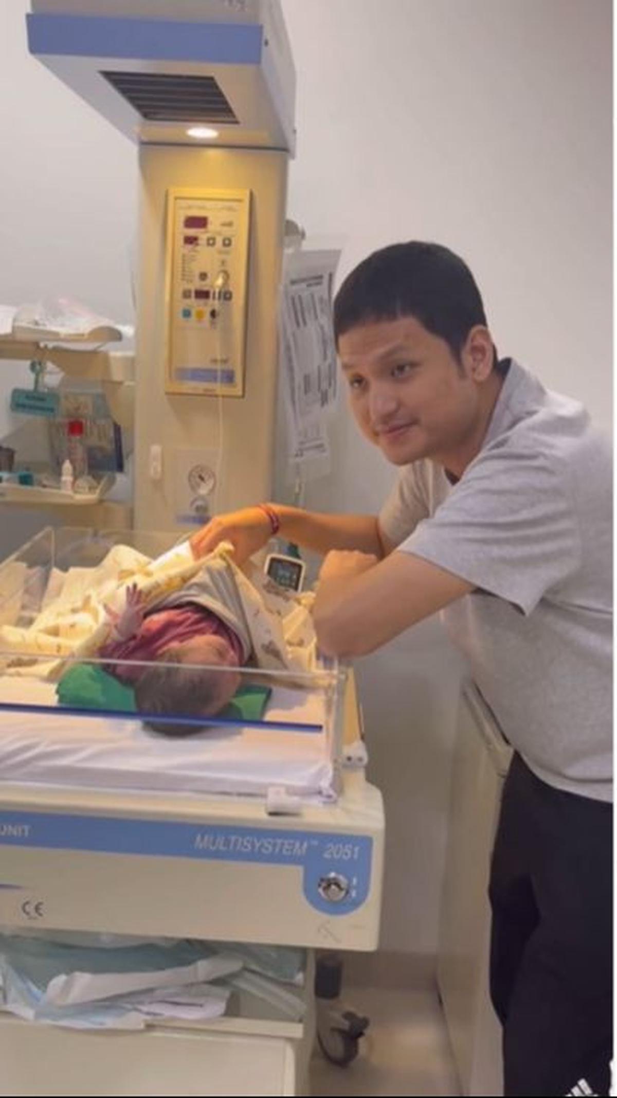 Cucu Harry Tanoe itu lahir dengan berat 3,35kg.