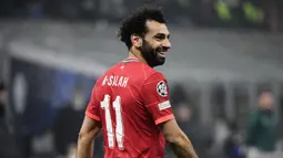 Pemain Bintang Liverpool ini masih menjadi salah satu sosok yang paling berbahaya jika sudah berada di depan gawang lawan. Mohamed Salah telah mengoleksi delpan gol di Liga Champions musim ini. (AFP/Filippo Monteforte)