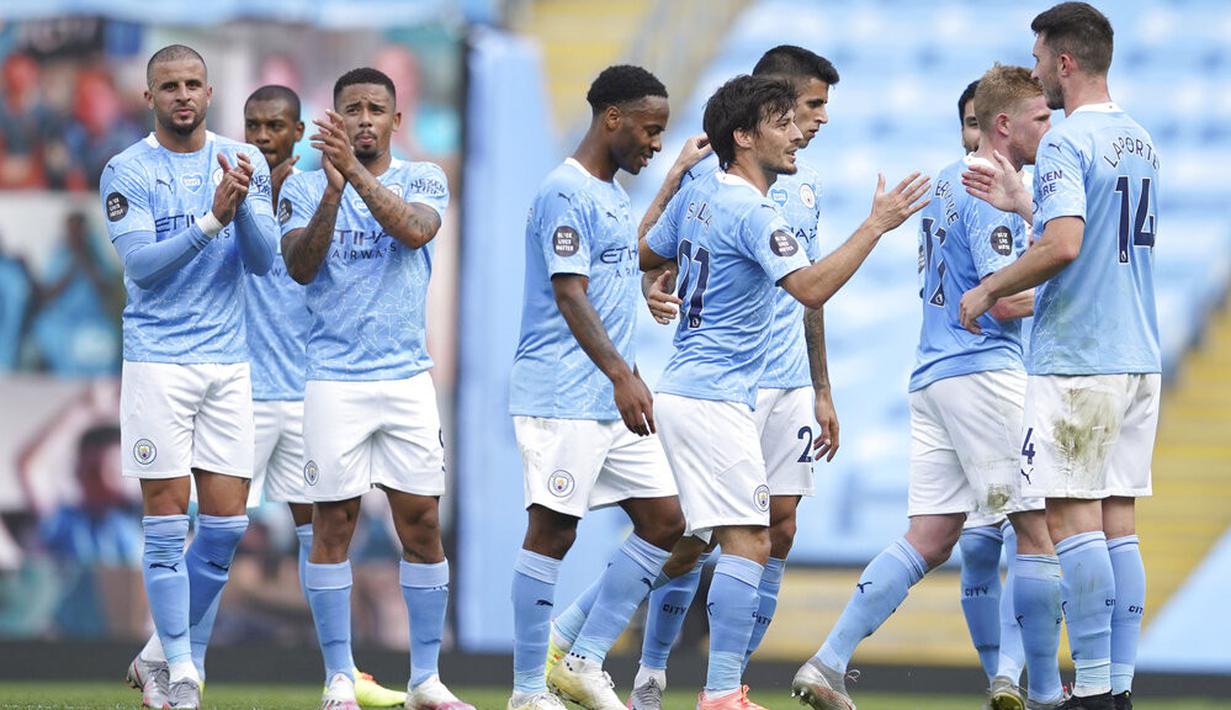 Alasannya, Silva adalah pemain serba bisa yang mampu memainkan peran baik sebagai gelandang tengah, gelandang serang, hingga pemain sayap kanan dan kiri. (AP Photo/Dave Thompson, Pool)