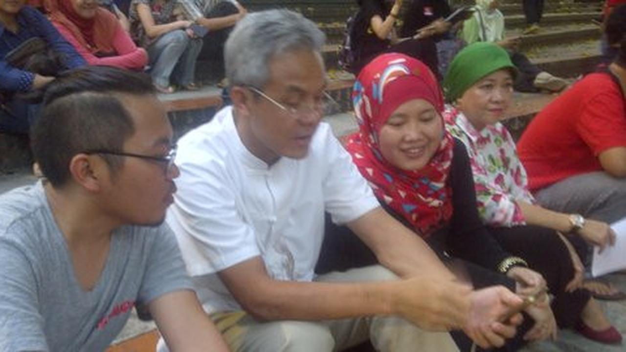 Datangi lokasi semen, Ganjar diprotes warga Lereng Kendeng