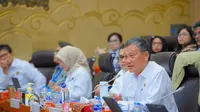 Menteri Energi dan Sumber Daya Mineral (ESDM) Arifin Tasrif dalam Rapat Kerja dengan Komisi VII DPR RI di Gedung Senayan Jakarta, Senin (20/11/2023). Dok Kementerian ESDM)