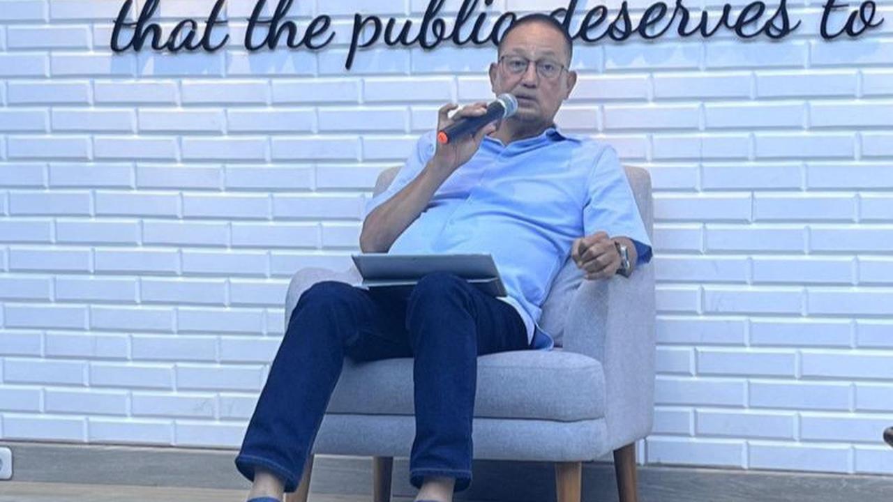 Semuel menegaskan bahwa pemerintah akan tegas terhadap platform yang tidak mematuhi aturan di Indonesia. <br>