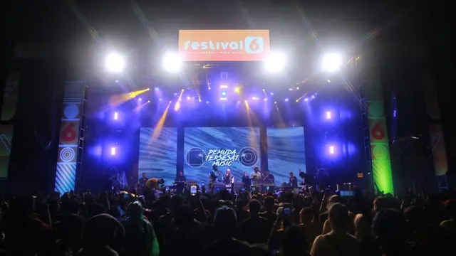 Pemuda Tersesat Tutup FESTIVAL 6 Hari Pertama dengan Selawat