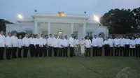 Bertempat di halaman belakang Istana Merdeka, Jokowi mengumpulkan 34 kandidat terpilih (Liputan6.com/Herman Zakharia) 
