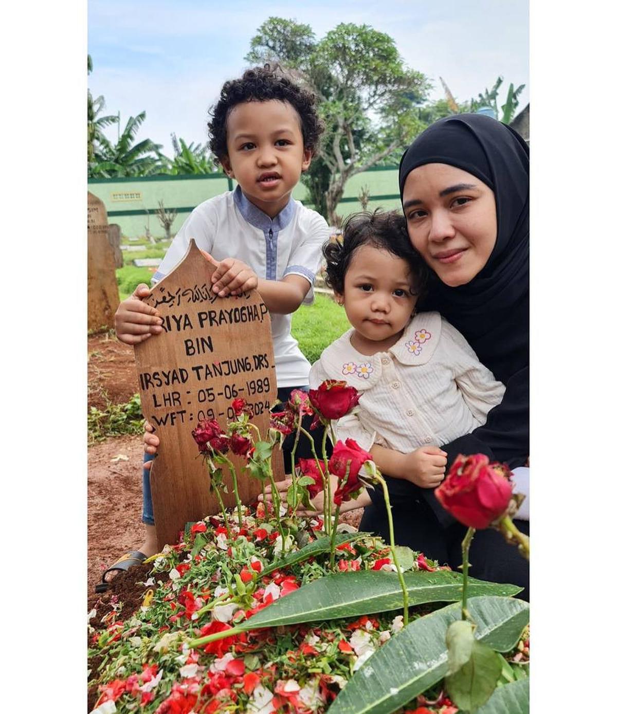 Fati Indraloka Berbagi Cerita Tentang Anaknya yang Suka Me Time ke Makam Babe Cabita