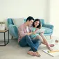 Ilustrasi pasangan suami-istri tinggal di rumah. (Shutterstock)