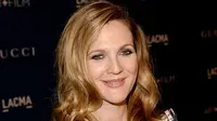 Drew Barrymore Produseri Horor Bergenre Found Footage