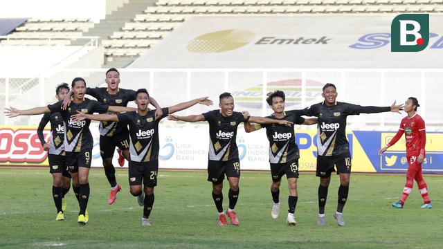 Foto: Jinakkan Badak Lampung, Dewa United Melenggang ke 8 Besar Liga 2 2021 / 2022