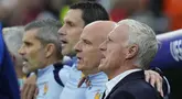 Sepanjang sejarah Euro sejak edisi perdana pada 1960, Timnas Prancis tercatat pernah menjadi juara dalam dua edisi yaitu pada 1984 dan 2000. Pada edisi terbaru, Euro 2024 Tim Ayam Jantan berpeluang menambah gelar setelah mampu lolos ke babak semifinal dan akan menantang Timnas Spanyol pada 9 Juli 2024 mendatang. Termasuk Didier Deschamps, ini dia 5 pelatih yang pernah membawa Timnas Prancis lolos ke babak semifinal. (AP Photo/Hassan Ammar)