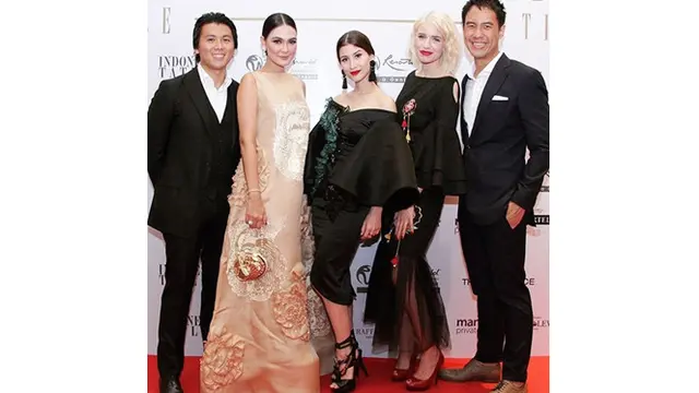 Jarang Pamer Kemesraan, Ini 6 Potret Daniel Mananta Bareng Istri Bulenya