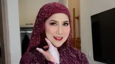 7 Momen Syukuran Pernikahan Venna Melinda dan Ferry Irawan, Dekorasinya Curi Perhatian (Sumber: Instagram/olisherawati)