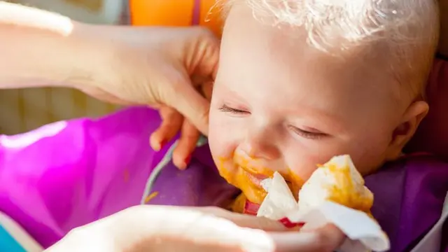 Anak Sering Muntah Saat Makan, Apa yang Salah?